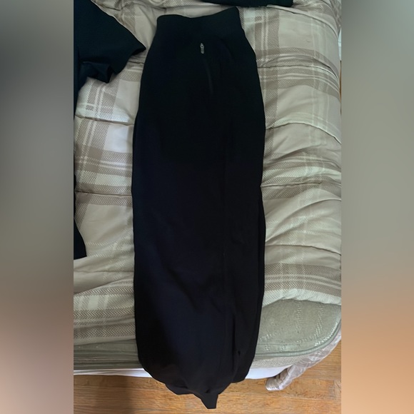 Helping hands scrub set - Picture 2 of 3